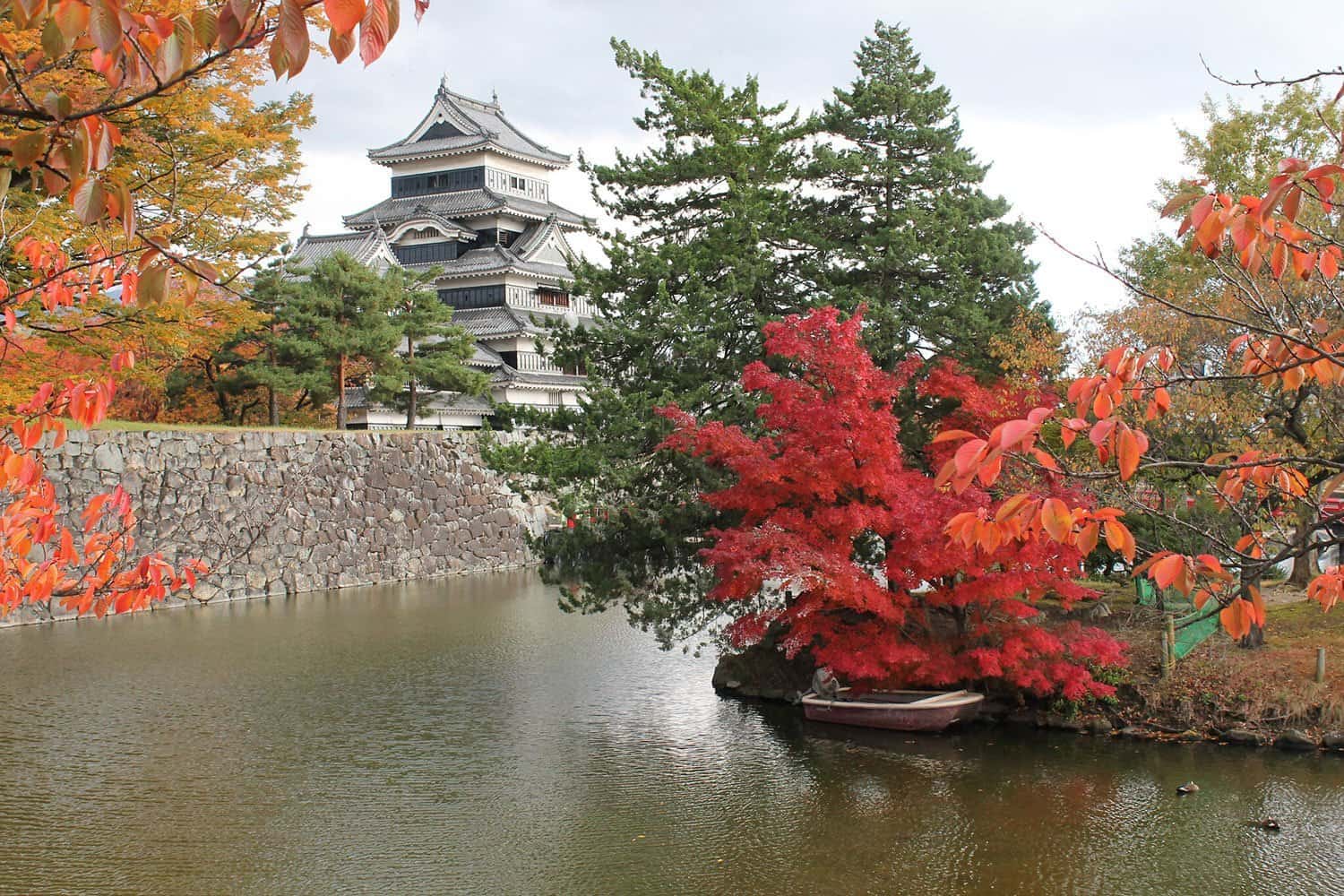 Natsumoto Castle