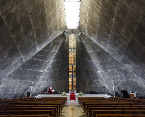 St. Mary’s Cathedral (Kenzo Tange) 1964 – Tokyo
